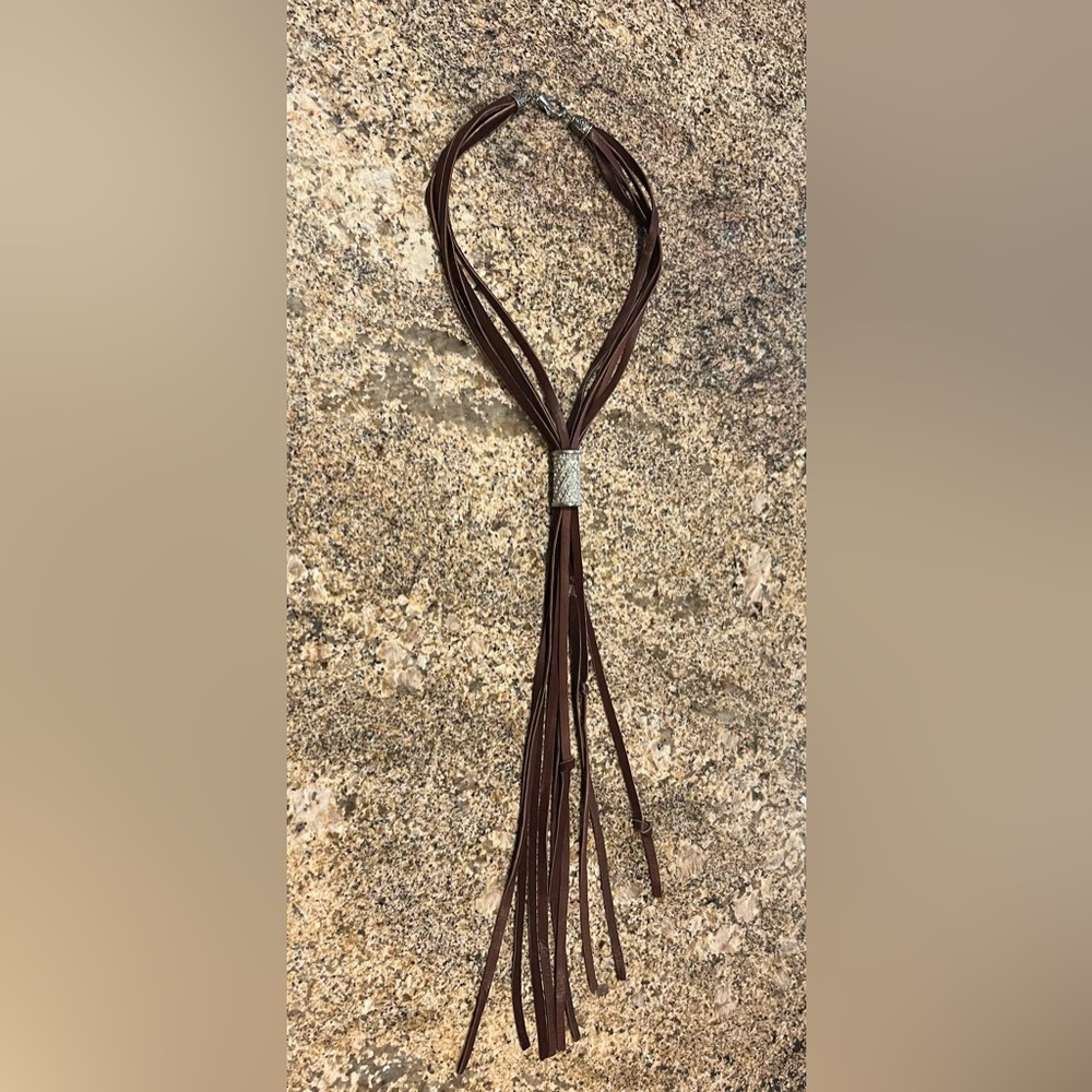 NWOT Leather and Rhinestone Western Fringe Necklace